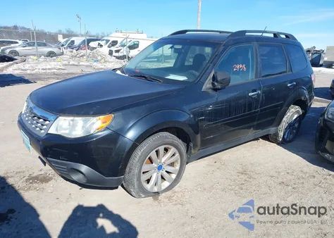 2011 Subaru Forester 2.5X Premium z USA, uszkodzony, nr VIN JF2SHADC3BH780948